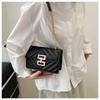 Bolso Car Stitch para Mujer 2024 Primavera Nuevo Versátil Estilo Occidental Bolso Cuadrado Pequeño Cadena Hombro Bandolera Cierre de Hebilla Bolso de Mujer