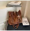 Bolsa Feminina Transfronteiriça 2026 Novo Modelo para o Dia a Dia, Bolsa Transversal Simples de Cor Sólida, Bolsa de Corrente de Grande Capacidade, Bolsa de Ombro