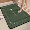 Tapete de Pé de Terra de Diatomáceas Super Absorvente Simples Fresco Banheiro Absorvente de Água Antiderrapante Tapete de Chão Resistente à Sujeira Fácil de Limpar Tapete de Pé