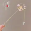 Grampo de Cabelo de Madeira de Alta Qualidade com Franjas e Design Floral, Acessório de Cabelo Estilo Chinês Tradicional para Mulheres, Novo Modelo 2026, Novo Grampo de Cabelo Estilo Chinês