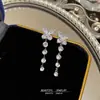 Pendientes de Borla de Mariposa con Diseño de Moda Lujo Ligero Personalidad de Gama Alta Temperamento Pendientes de Botón para Mujer Estilo Japonés Coreano Accesorios para Pendientes Venta al por Mayor