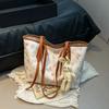Bolso de Gran Capacidad para Mujer Elegante Combinable 2025 Primavera y Verano Nueva Moda Casual Impreso Bolso de Hombro Tote para Viaje