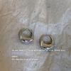 Pendientes de metal con hebilla ovalada geométrica de estilo frío, elegantes y de alta gama, con diseño de anillo, sencillos y a la moda, que combinan con todo.