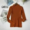 604 Otoño e Invierno 2021 Nueva Ropa de Punto Cuello Alto Medio Mangas Largas Ajustadas con Estilo Occidental Versátil Negro Ropa de Punto Básica