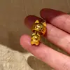 O Popular Colar de Gato com Sino Retrátil do Xiaohongshu Tem um Design Criativo, uma Corrente de Clavícula Dourada Única e Versátil de Alto Valor