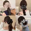 Diadema de lazo de encaje de moda, banda para el cabello extragrande estilo coreano, delicado patrón floral, perfecta para crear un peinado de moño