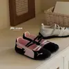 2026 Novos Sapatilhas de Ballet para Meninas Primavera/Verão Sapatos Planos de Calçar Sapatilhas Mary Jane Vazadas Rasas Casuais para Crianças