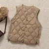 Colete casual branco leve de plumas de pato com padrão de losangos para mulheres, gola redonda, camada interna justa, colete quente, jaqueta estilo vintage, moderno