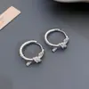 Brincos Pequenos Argola de Nó de Zircônia para Mulheres, Luxo Leve, Sensação de Alto Padrão, Brincos Lindo Deslumbrantes e Únicos