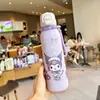 Copo térmico infantil Sanrio para meninas, copo de água portátil com canudo de aparência sofisticada para alunos do ensino fundamental, copo de bebida de uso duplo