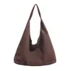 Yuezhi 2026 bolso tote de moda vintage de gran capacidad para principios de otoño, bolso de hombro de moda de alta gama, bolso de axila