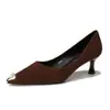 7666-3 Puntera de Metal Impresionantes Tacones Altos Zapatos de Tacón de Aguja con Punta Afilada de Temperamento Retro para Mujer Primavera y Otoño