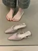 Sandálias Fechadas para Noite com Brisa Estilo Francês para Mulheres, Novo Modelo Verão 2025, Estilo Fada Suave, Sapatos de Salto Baixo Abertos Atrás
