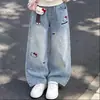 Conjunto casual de dos piezas de moda para niñas estilo coreano 2026 con colgante de gato, jeans
