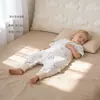 Bibi Bay Bolsa de Dormir de Seda de Mora Bebé Clase A Verano Delgado Manga Corta Piernas Divididas Pijama de Gasa de Algodón de Bambú para Niños
