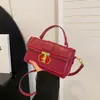 Bolsa Carteiro de Textura de Alta Qualidade Cor Pura Caixa 2023 Primavera e Verão Transfronteiriça Nova Nicho Luxo Acessível Ombro Único Transversal Pequena Quadrada