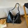 Bolsa tote casual retrô de couro macio transfronteiriça de grande capacidade para mulheres, bolsa de ombro versátil simples e elegante para o outono