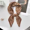 Lenço Quadrado de Seda Retrô Coreano com Estampa Paisley e Toque de Luxo, Combinado com uma Camisa, Lenço Quadrado Versátil para Cintura, Xale, Protetor de Pescoço