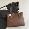 Bolsa de grande capacidade de alto valor para mulheres 2024 Nova bolsa de inverno para todos os tipos de viagens Bolsa feminina Bolsa de ombro Bolsa grande