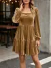 Amazon Transfronteiriço 2026 Outono Nova Roupa Feminina Europeia e Americana Estilo Retro Gentil Veludo Manga Longa Decote Quadrado Vestido Feminino
