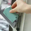 Cepillo Limpiador de Ranuras de Ventana Cepillo Barredor para Recesos de Ventana Limpieza de Puertas y Ventanas Ranuras de Riel Deslizante Cepillo Pequeño Herramienta de Limpieza de Ranuras de Ventana