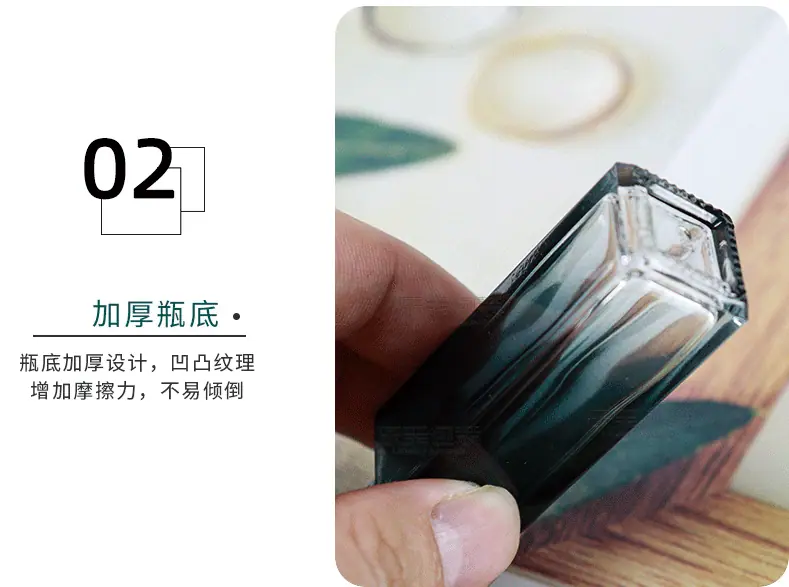 渐变方瓶_08.gif