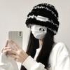 Gorro de Tricô Listrado Fofo para Mulheres, Novo Estilo Outono e Inverno, Faz o Rosto Parecer Menor, Engrossado para Aquecimento, Circunferência da Cabeça Grande, Gorro Slouchy com Proteção para as Orelhas