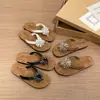 Chanclas Planas de Puntera Abierta con Fuegos Artificiales de Pedrería para Mujer Moda Verano 2026, Elegantes Sandalias de Tira de Dedo para Playa y Uso al Aire Libre