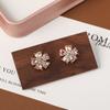Pendientes de aguja de plata con exquisitos diamantes de flor de cerezo rosa para mujer, ligeros, de lujo, de alta gama, estilo coreano, sencillos y dulces.