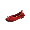 Zapatos súper suaves de cuero lavado estilo rollo de huevo, nuevo producto Otoño 2026, zapatos de abuela con punta cuadrada y lazo, tacón bajo, zapatos de vestir de tres colores estilo francés