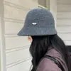 Nuevo Sombrero de Cubo Otoño e Invierno Mezcla de Lana Sombrero de Pescador para Mujer Hace que la Cara se Vea Más Pequeña Versátil Moda Irregular Ala Ancha Sombrero Cálido