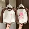 Camiseta Base de Cuello Redondo para Niñas 2026 Nuevo Estilo Ropa Interior para Niños Medianos y Mayores Polar de Doble Cara Otoño/Invierno Camiseta con Parches Manga Larga