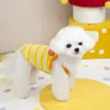 Chaleco de Ropa de Verano para Perros Mascotas para Bichón, Teddy, Pomerania, Caniche, Corgi, con 25 Rayas de Colores y Correas de Borde en Contraste