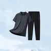 Conjunto Esportivo de Seda de Gelo de Alta Qualidade Estilo Pai para Homens, Roupa Casual de Verão com Manga Curta para Homens de Meia-Idade e Idosos