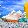 Sapatos Masculinos Tamanho Extra Grande Sapatos Esportivos para Casal Verão Novo Casual Malha Respirável Sola Macia Tênis de Corrida para Homens