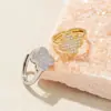 Anel de trevo de quatro folhas dedicado transfronteiriço estilo coreano cobre banhado a ouro nicho design de luxo leve anel de alta qualidade não desbota pulseira