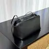 Bolso de hombro de piel de oveja completa, modelo nuevo 2026, bolso ligero y texturizado para el día a día, bolso de axila exquisito y duradero, bolso de hombro versátil