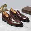 Sapatos masculinos slip-on brogue com franjas mais vendidos da Amazon, sapatos casuais de couro estilo britânico e coreano, sapatos de negócios retrô, 2511