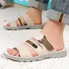 Superventas de Amazon Sandalias Casuales para Hombre Transfronterizas Zapatos de Playa de Verano Pantuflas de Doble Uso para Exteriores Modelo de Hombre 8908