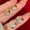 Pendientes de Aro Minimalistas Estilo Coreano con Diseño de Pedrería Flotante en Forma de Soporte para Mujer, Pendientes Pequeños y Delicados para el Uso Diario, Venta al por Mayor