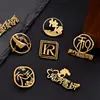 Crachá de Ouro K Feito Sob Medida Crachá de Reconhecimento para Reunião Anual Broche com Logo da Empresa Metálico Elegante Feito Sob Medida Medalha Comemorativa