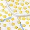 Cuentas de Vidrio Pequeñas Flor de Ciruelo de 10 mm con Agujero en el Centro, Diseño Tridimensional de Flor de Ciruelo, Cuentas Espaciadoras Hechas a Mano para Bisutería DIY, Materiales para Hacer Pasadores de Cabello Tradicionales