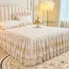 Faldón de Cama Acolchado Estilo Princesa de Algodón Puro Estilo Francés con Volantes, Cubierta de Cama Antideslizante de Encaje de una Pieza, Individual