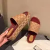 Sandalias g Marca Mickey Modelo Nuevo 2026 para Mujer, Venta Directa del Fabricante, Zapatos de Plataforma con Diseño Bordado, Sandalias de Suela Gruesa para Hombre y Mujer