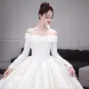 Vestido de Novia de Alta Gama para Novias 2026 Nuevo Vintage Resistente Vestido de Boda Satén con Cola Estilo Corte Otoño e Invierno