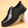 Zapatos de Hombre 2026 Zapatos de Cuero de Verano para Hombre Zapatos Formales de Negocios para Hombre Zapatos de Cuero Huecos Transpirables Frescos Zapatos Trendy con Agujeros Zapatos de Hombre
