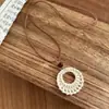 Nuevo Collar Colgante de Resina Estilo Étnico Chino Marrón Retro para Mujer Lanyard Cadena de Clavícula Accesorios Nuevo Estilo 2026