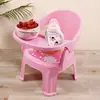 Silla doméstica duradera con respaldo, taburete lindo, silla chirriante especial para niños, silla chirriante para bebé de fábrica de comercio exterior