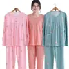 Outono de 2025 Novo Algodão Elástico Imitação Desenho Animado Roupas de Exterior Femininas Gola Redonda Manga Longa Conjunto de Calças para Casa 170g