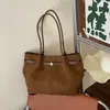 Bolsa de mão de camurça transfronteiriça, bolsa tote estilo retrô, nova coleção de inverno, versátil e moderna, grande capacidade